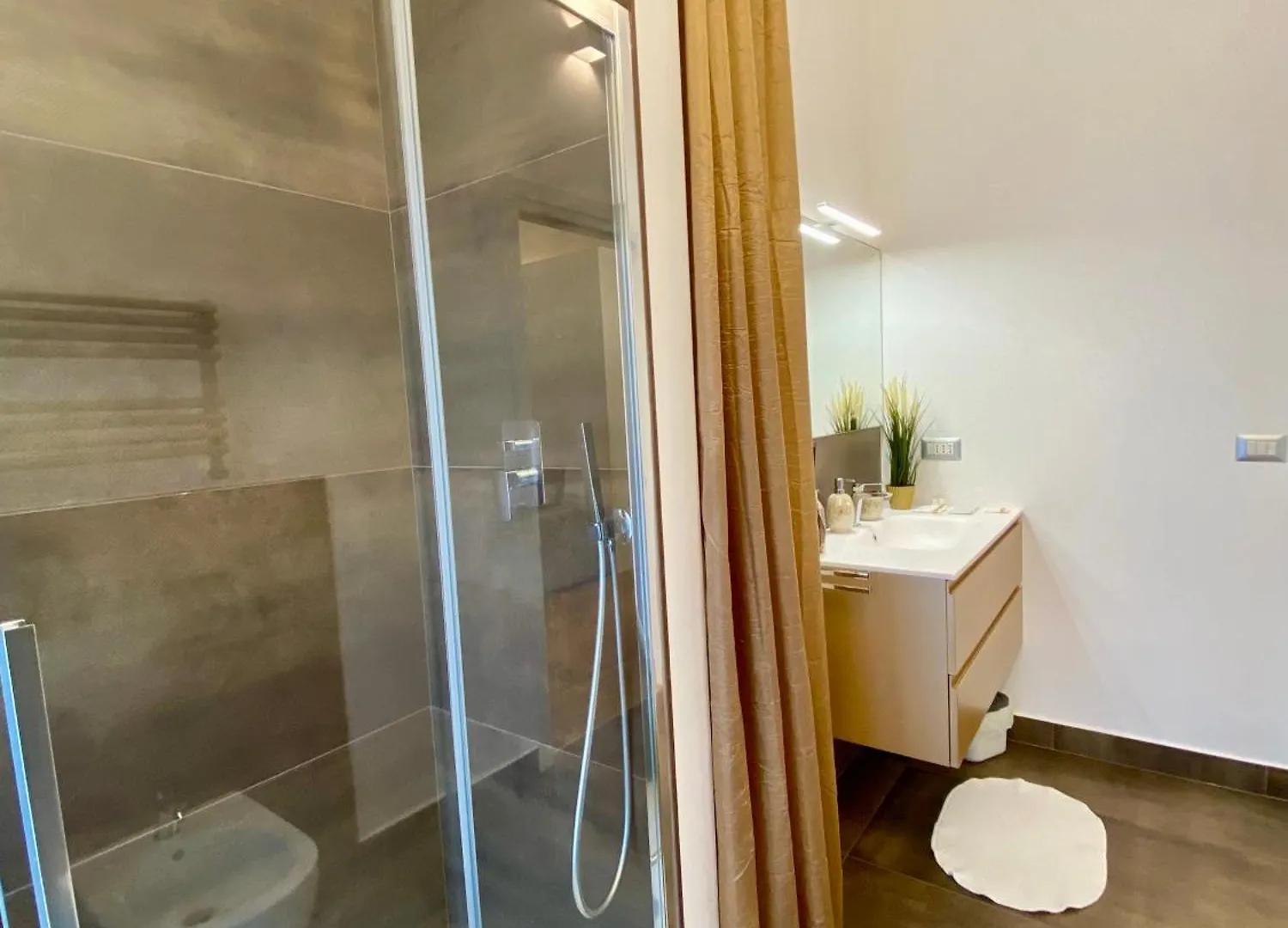 شقة A&A B&B Piccinni باري إيطاليا